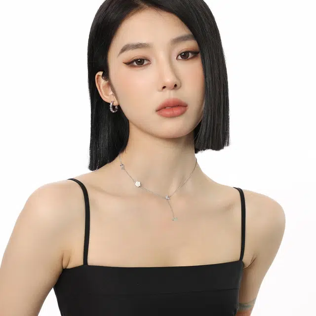 MISS XIA JWY