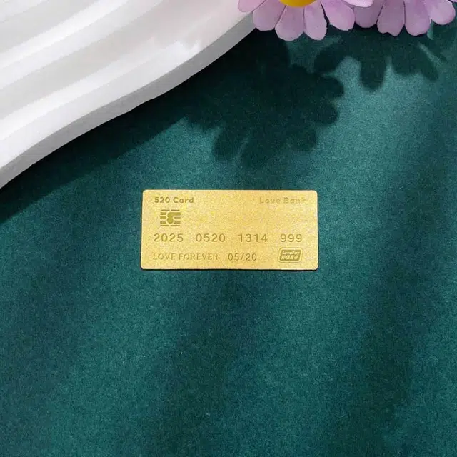 乃瑭 让我们一起为爱存一个未来工艺快乐金钞爱情金卡 足金 投资类 金条 男女同款情侣款