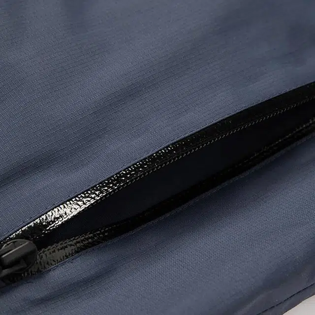 Columbia SS25