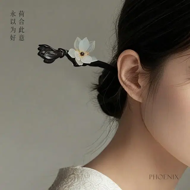 【以东方木韵礼献臻情】 凤凰涅磐 新中式檀木簪子 古典优雅玉兰花朵发饰 汉服旗袍配饰 小众高级感手工雕刻原创设计#好运 黑檀 发簪 女款