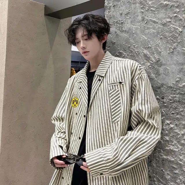 普鲁士多特蒙德 美式复古高街学院风条纹落肩袖设计感港风长袖衬衫 男女同款
