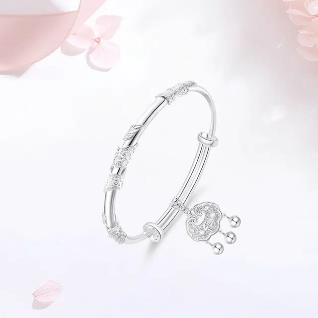 【S999足银|精选高品质】 金师傅 繁花似锦平安锁 吉祥如意福气满满新中式国潮复古气质典雅 小众轻奢设计高级#好运 纯银 可调节手镯 女款