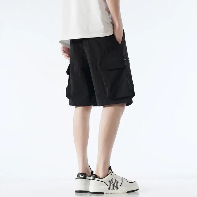 稻草人 美式高街复古基础款简约品牌字母印花图案宽松休闲口袋设计流行百搭舒适工装短裤 男女同款