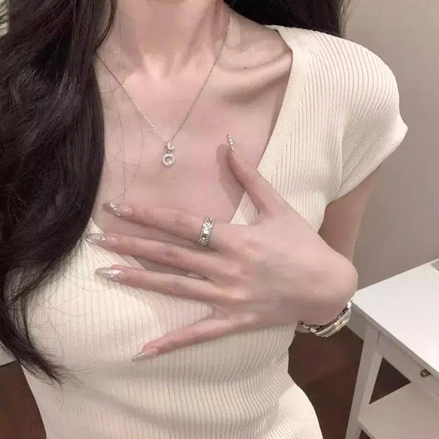 S925