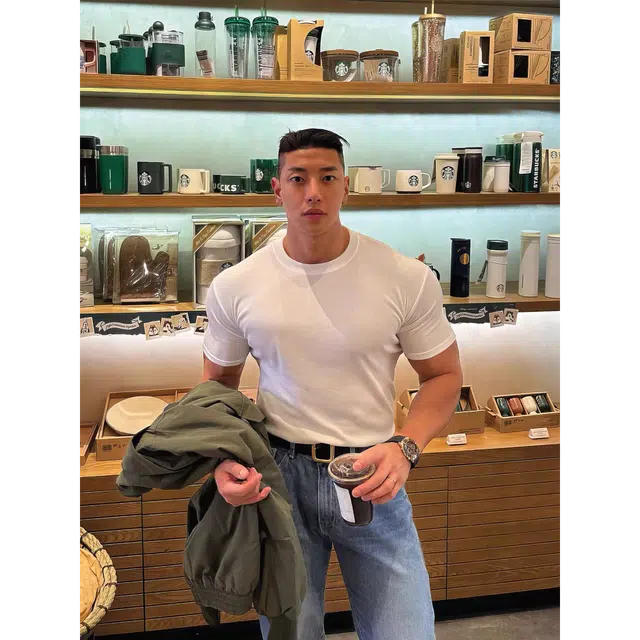 Hypeyourself T