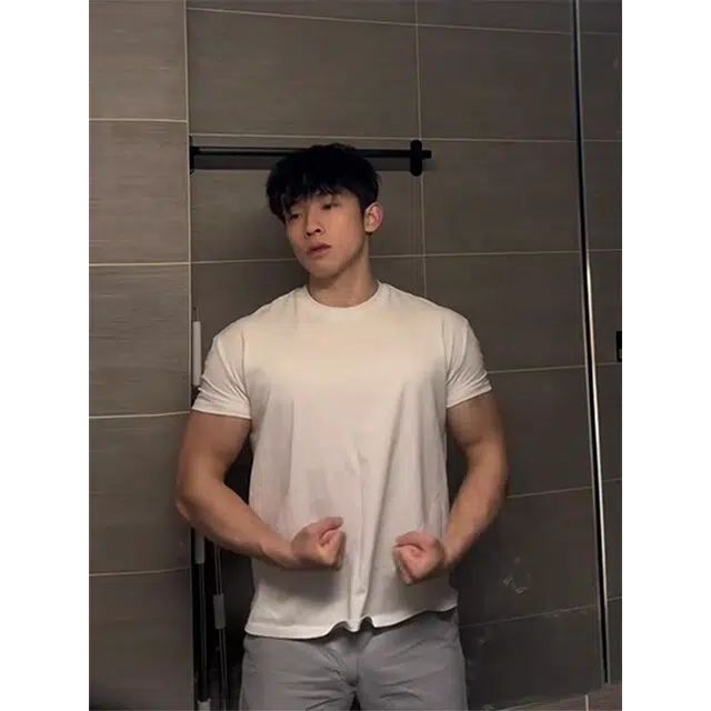 Hypeyourself T
