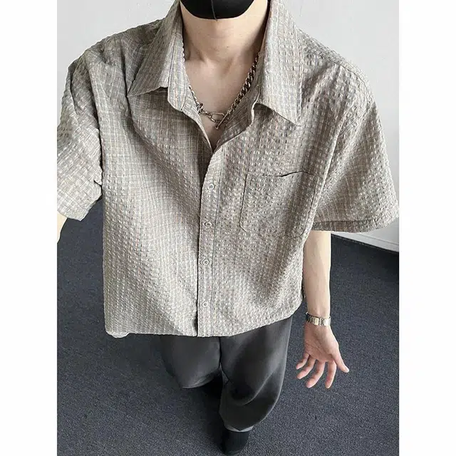 大白鲨 时尚潮流个性设计高级感透气宽松舒适百搭纯色短袖衬衫 男女同款