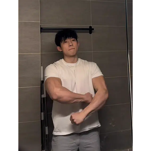 Hypeyourself T