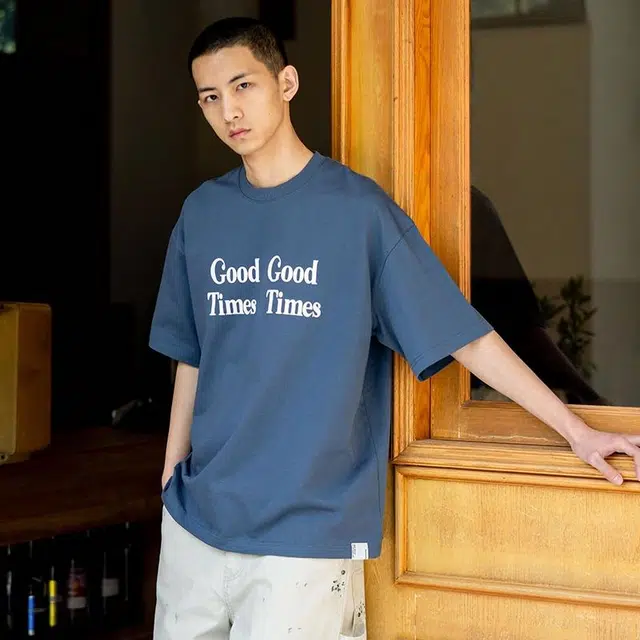URBAN STANDARD T