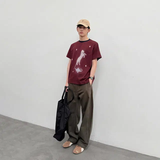 ROARINGWILD T