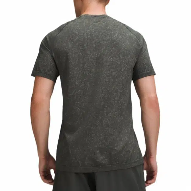 lululemon Metal Vent Tech Silverescent T