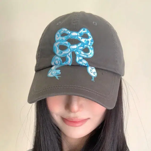 俞兆林 春夏季蝴蝶结小蛇刺绣印花水洗做旧户外出行防晒遮阳复古小众大头围显脸小 棉 鸭舌帽 男女同款情侣款