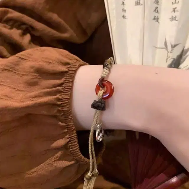 玄唐 琥珀色平安扣女复古民族风新中式手工编织 小众设计感不规则#好运 合金 手绳 女款