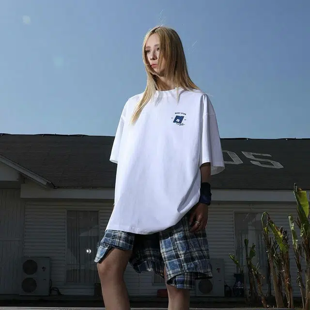 MANYSTON T