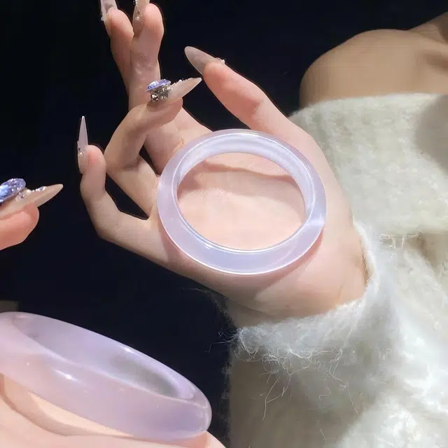 匠锁心玉 紫罗兰贵妃镯  水润清透 新中式简约国潮 汉服旗袍 时尚百搭 清冷典雅高级感 气质温婉手饰 琉璃 手镯 男女同款情侣款