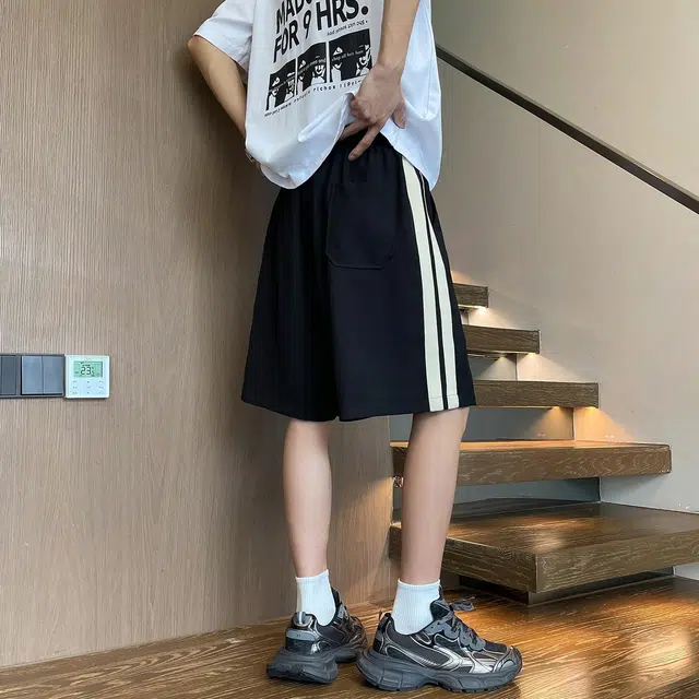 徐太浪 美式高街条纹撞色设计感运动潮牌宽松百搭中裤五分裤休闲短裤 男女同款