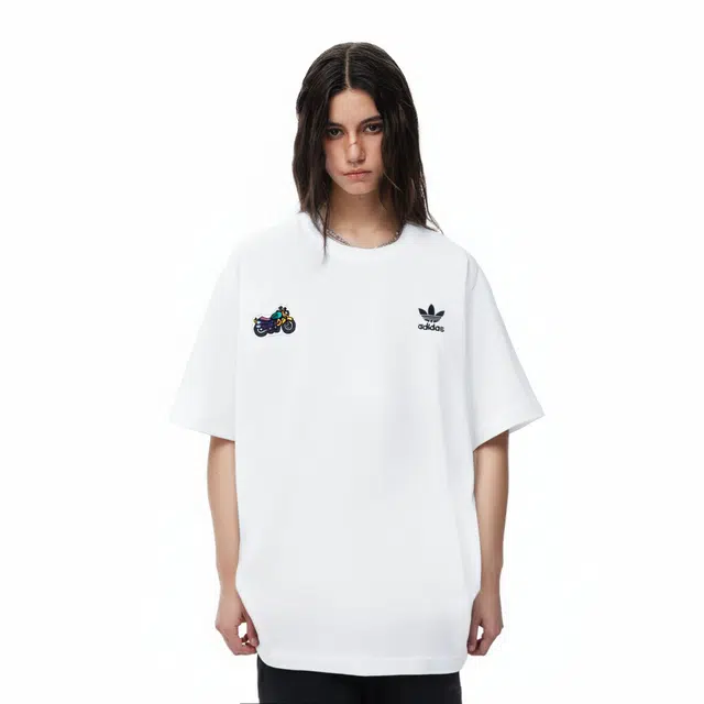adidas originals Fantasy logoT