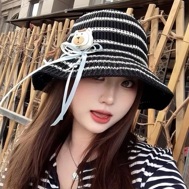 玄唐 拉菲草编甜美可爱蝴蝶结小熊条纹太阳帽春夏季户外出游防晒遮阳透气百搭显脸小草帽盆帽 腈纶 渔夫帽 男女同款情侣款