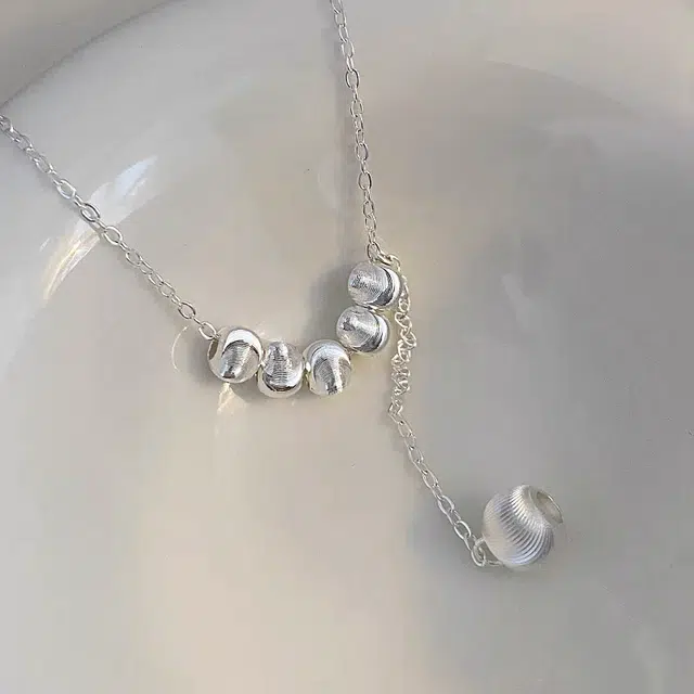 990