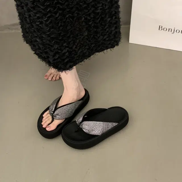NUNZ