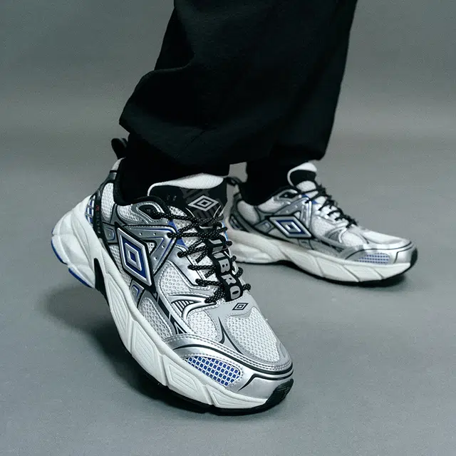 umbro R909