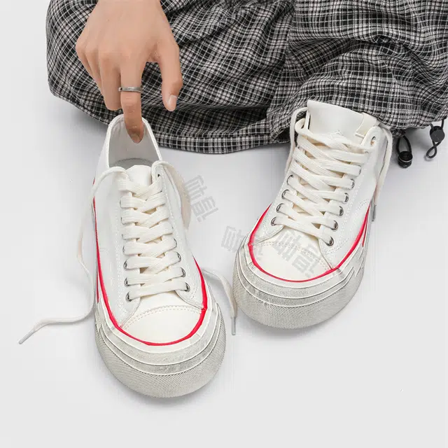 URBAN AUTHENTIC
