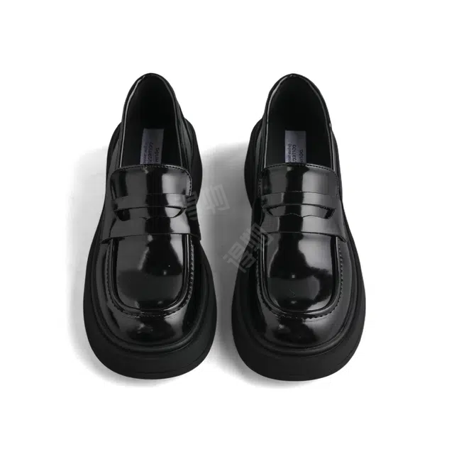 DOLIN COLLECTION PU