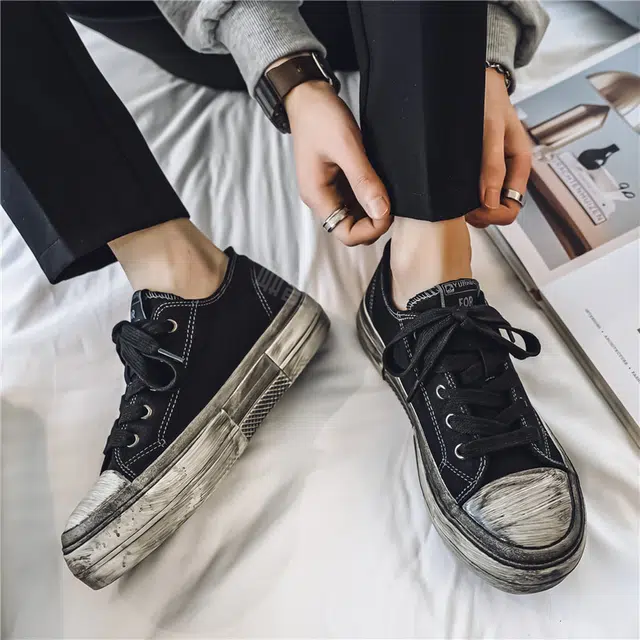 URBAN AUTHENTIC