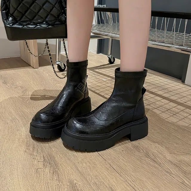 Yeezyy Reezy PU 6