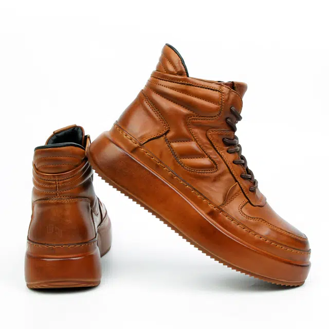 圣大骑士 头层牛皮 百搭时尚休闲 短筒 马丁靴 男款 浅棕色