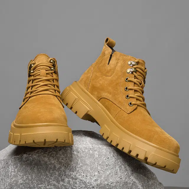 公牛雷霆 头层牛皮 通勤百搭 经典舒适潮流个性 短筒 马丁靴 男款