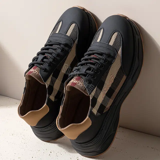 AQUASCUTUM