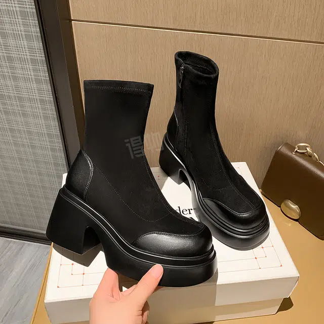 Yeezyy Reezy 8