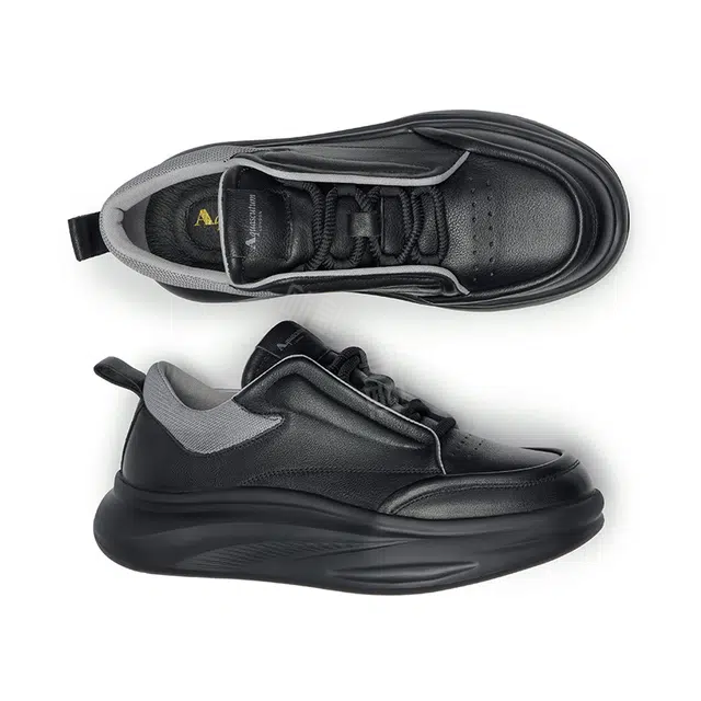 AQUASCUTUM