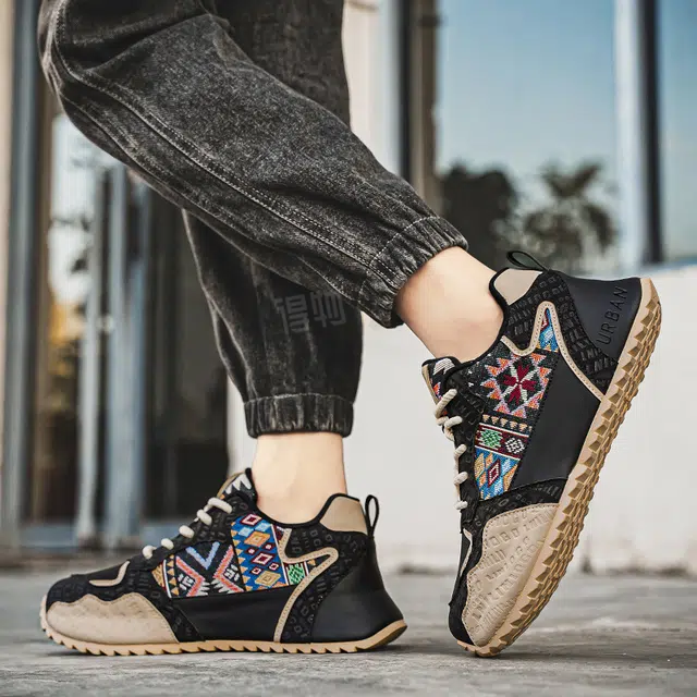 URBAN AUTHENTIC