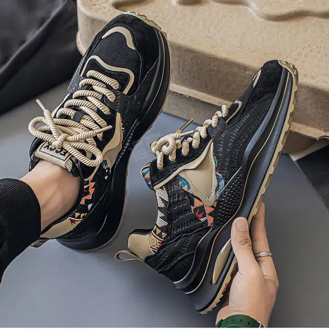 URBAN AUTHENTIC