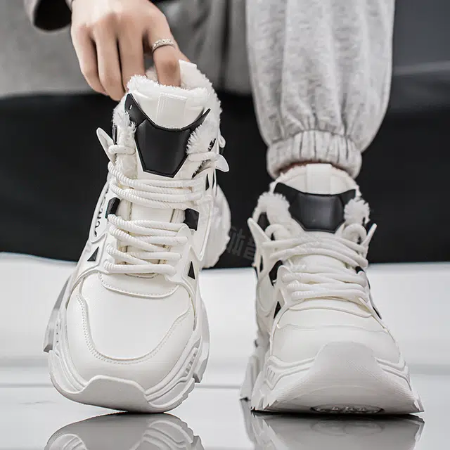 URBAN AUTHENTIC