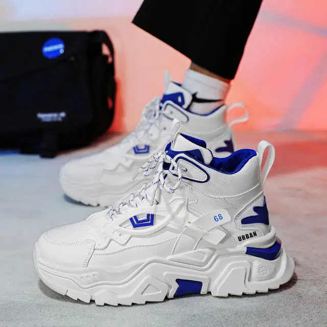URBAN AUTHENTIC