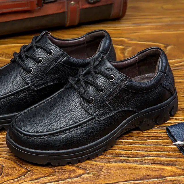 公牛雷霆 头层牛皮 时尚简约舒适 休闲鞋 男款