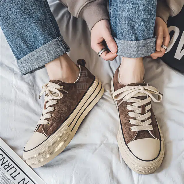 URBAN AUTHENTIC