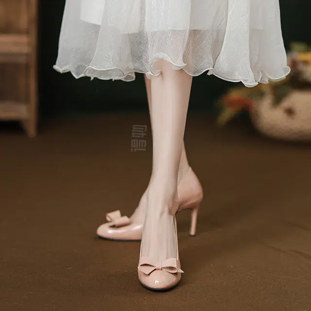 KATHRYN WILSON 8cm