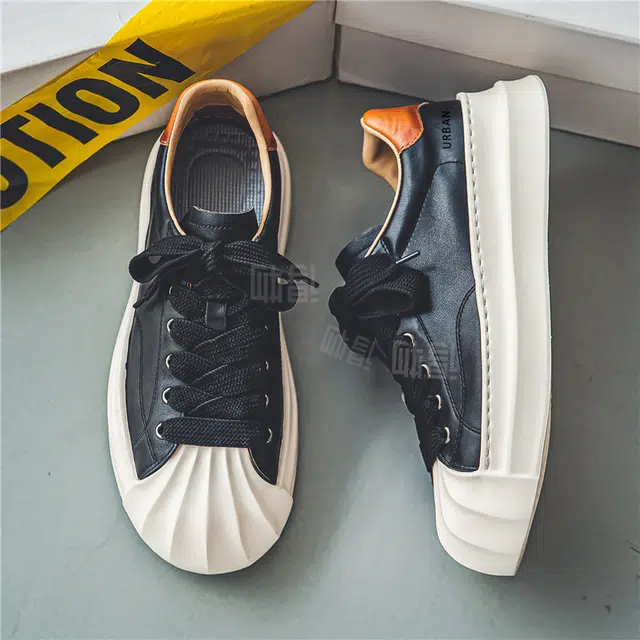 URBAN AUTHENTIC