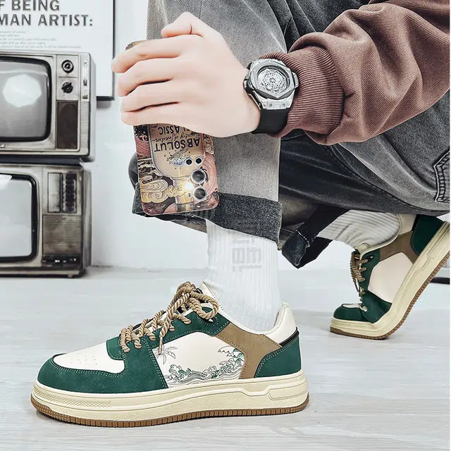 URBAN AUTHENTIC