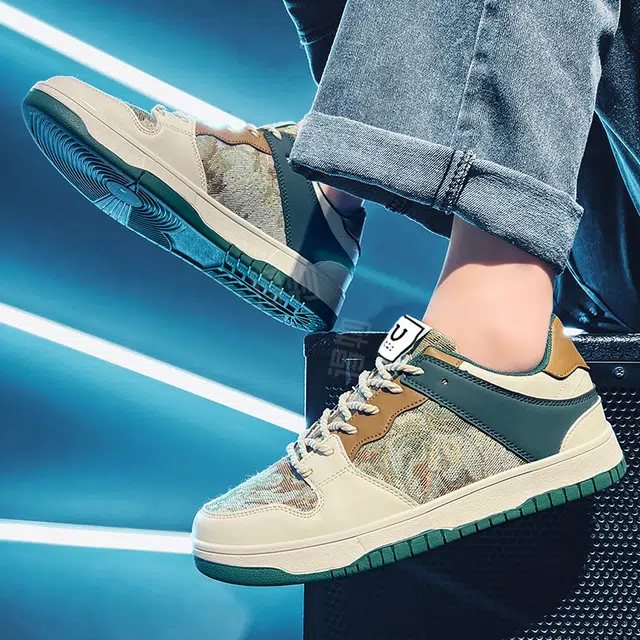 URBAN AUTHENTIC