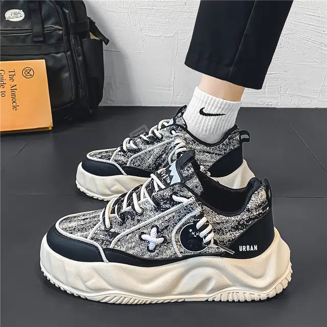 URBAN AUTHENTIC
