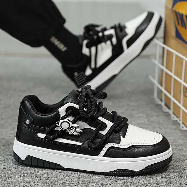 URBAN AUTHENTIC