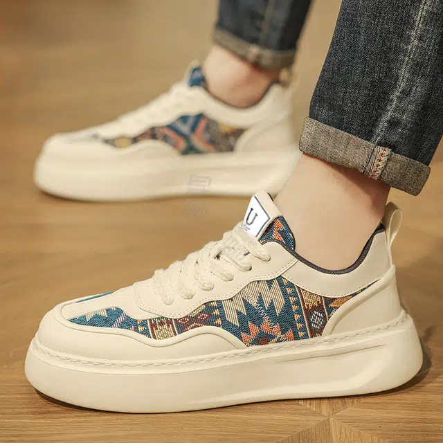 URBAN AUTHENTIC
