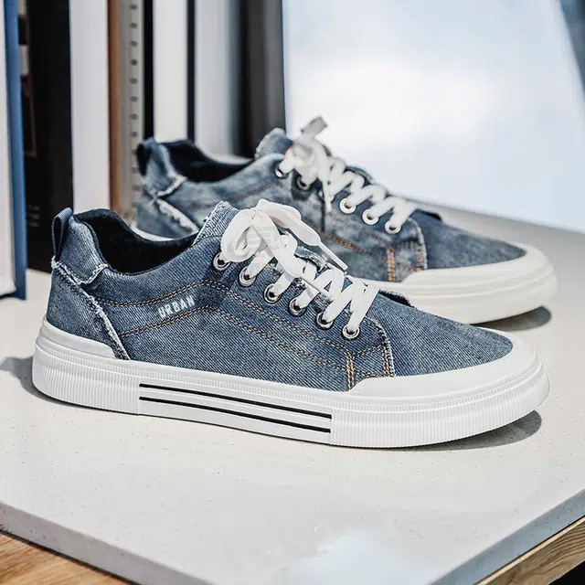 URBAN AUTHENTIC