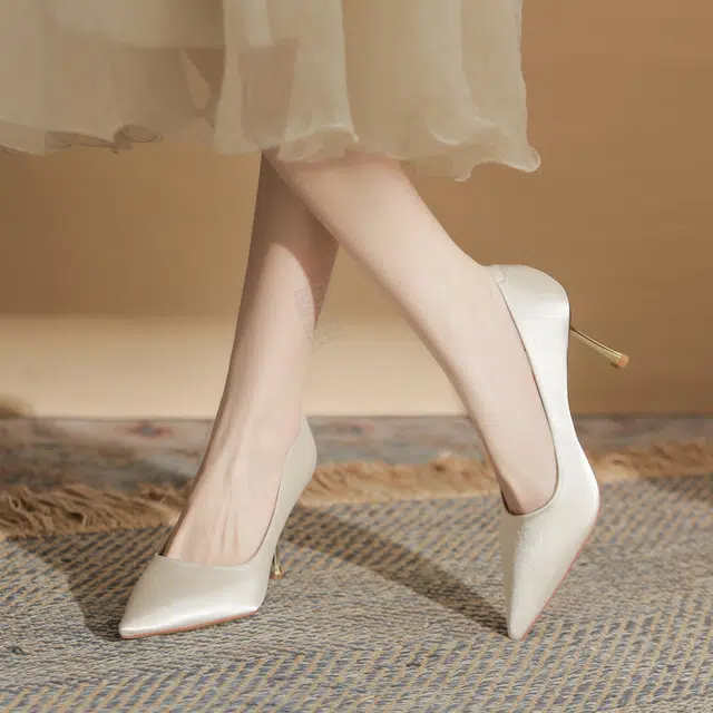 KATHRYN WILSON 8cm