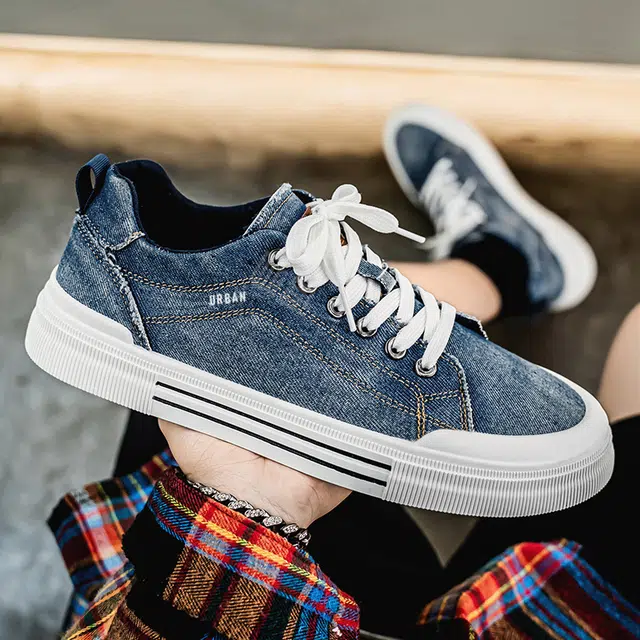 URBAN AUTHENTIC